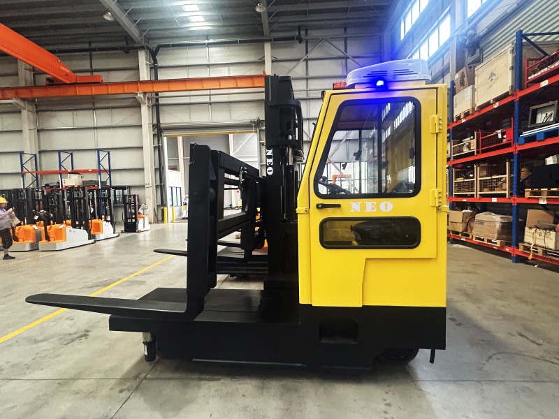 5-ton electric multi-directional forklift