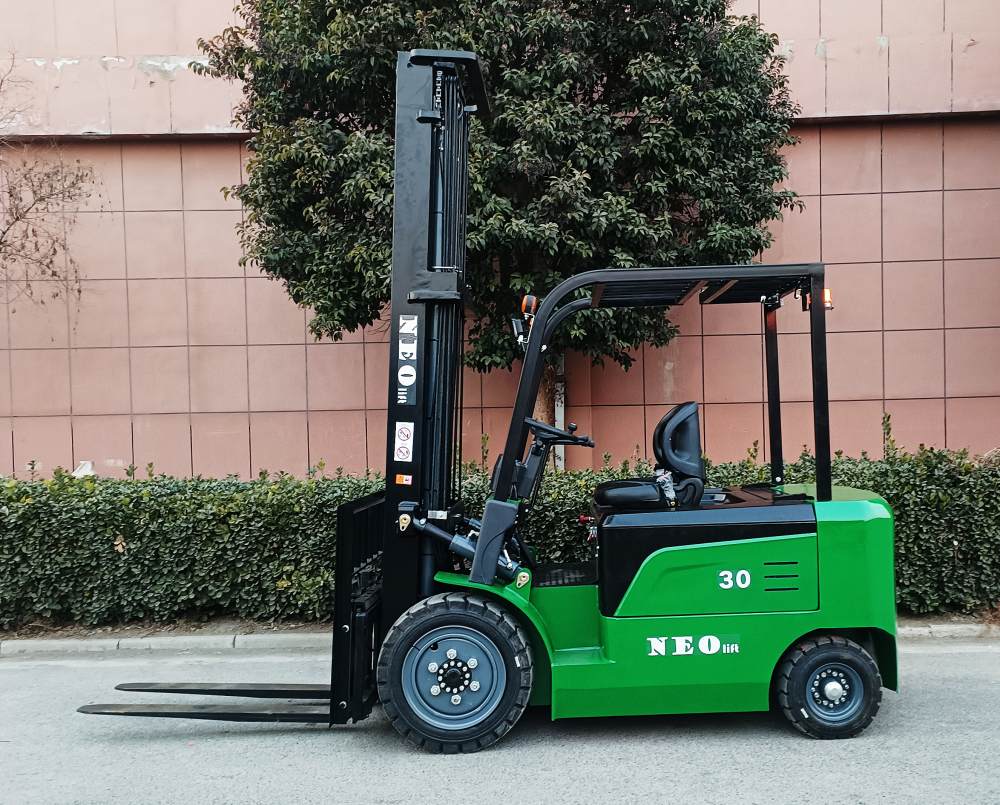 NEOlift electric forklift