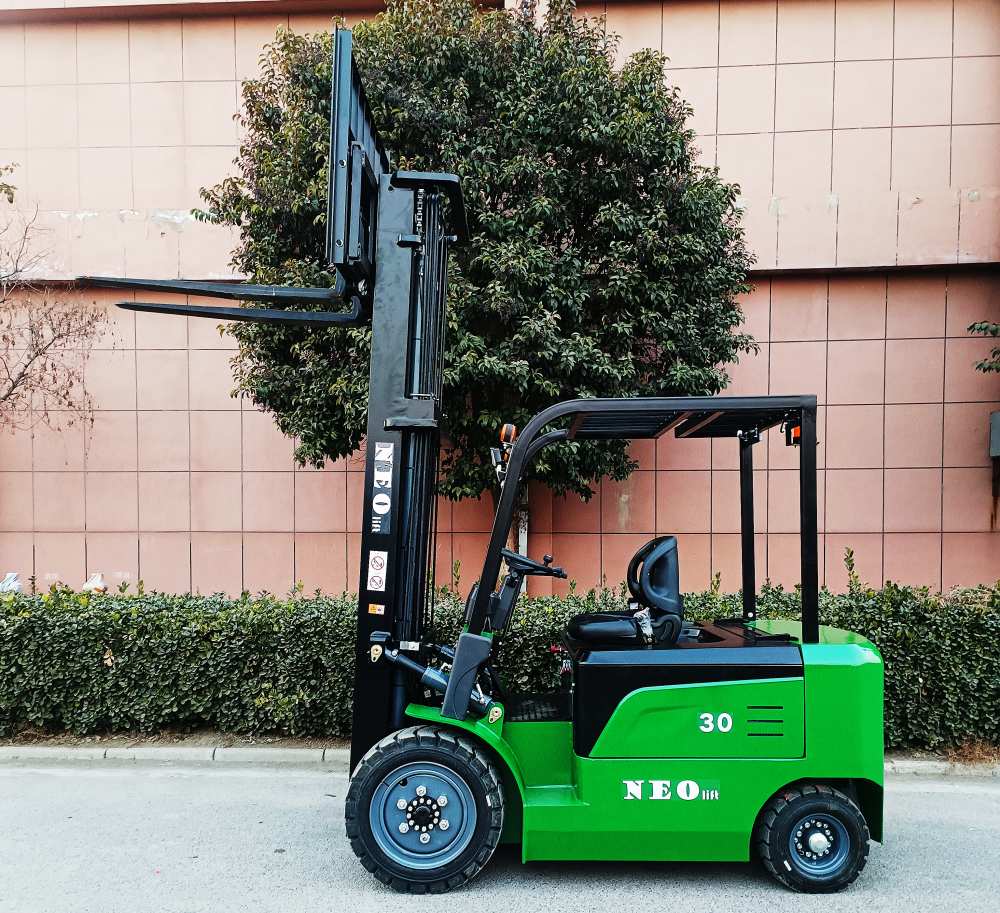 NEOlift electric forklift
