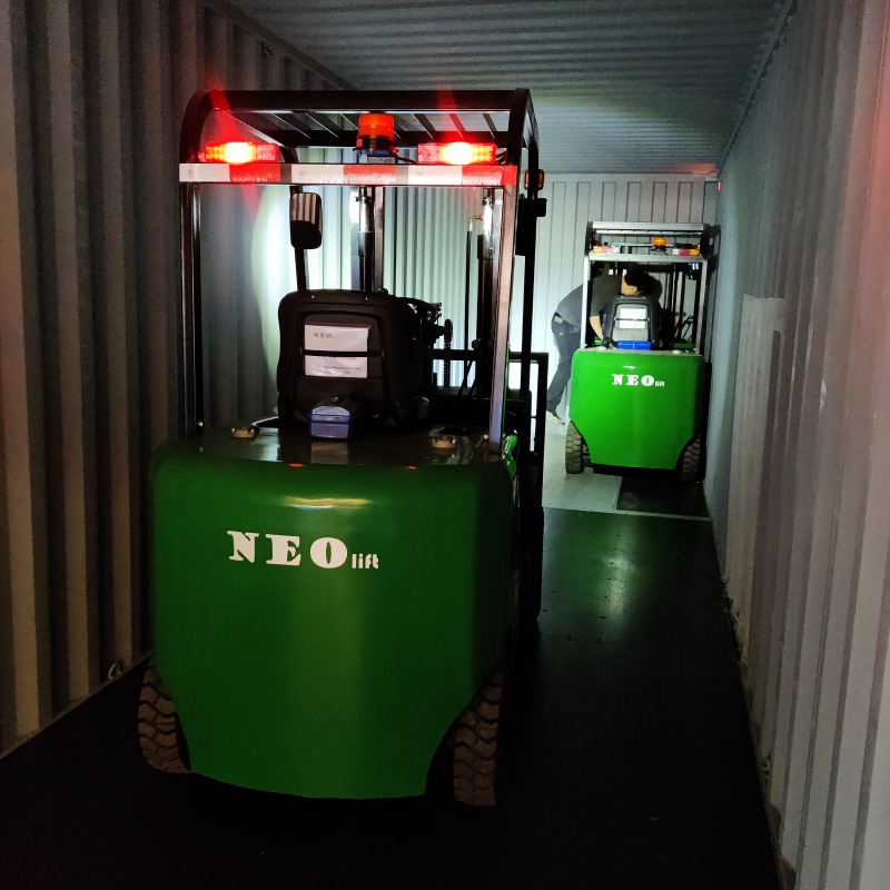 NEOlift electric forklift