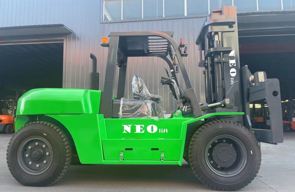 NEOlift heavy-duty diesel forklift