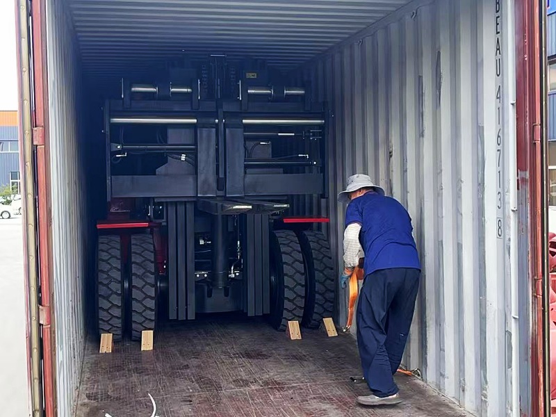 NEOlift Ships Powerful Diesel Forklifts to Boost Rental Fleet of Central American Partner