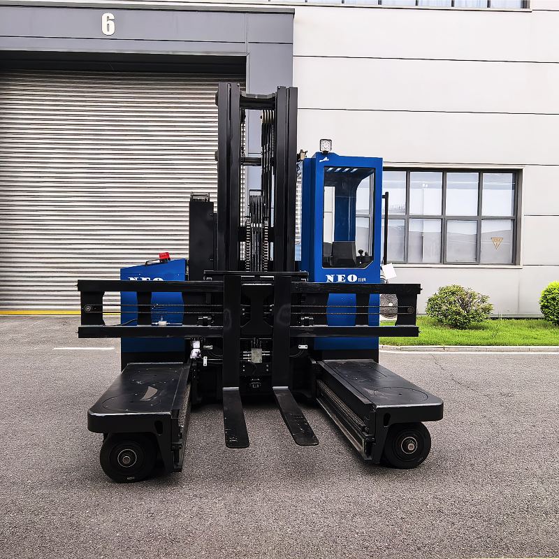 Multi-Directional Forklift vs Standard Forklift: Which Handles Long Loads Better?